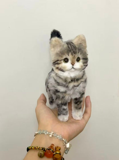 Midi Twist Kitty Doll – 15cm Custom Pose